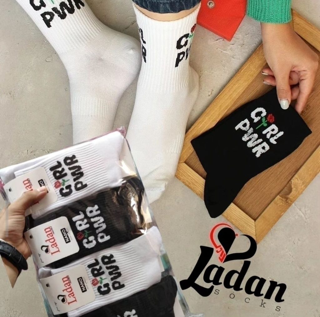جوراب ساقدار اسپرت گرل پاور سفید و‌ مشکی لادن