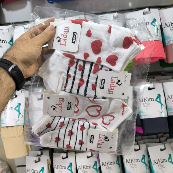 (12 جفتی) جوراب مچی زنانه کد 5001 قلب زمینه سفید لادن - Image 2
