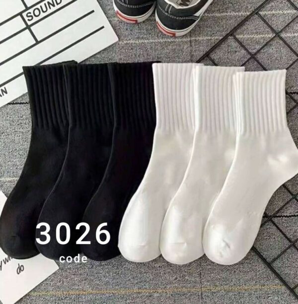(10 جفتی) جوراب نیم ساق زنانه مچ کبریتی سفید و مشکی کد 3026